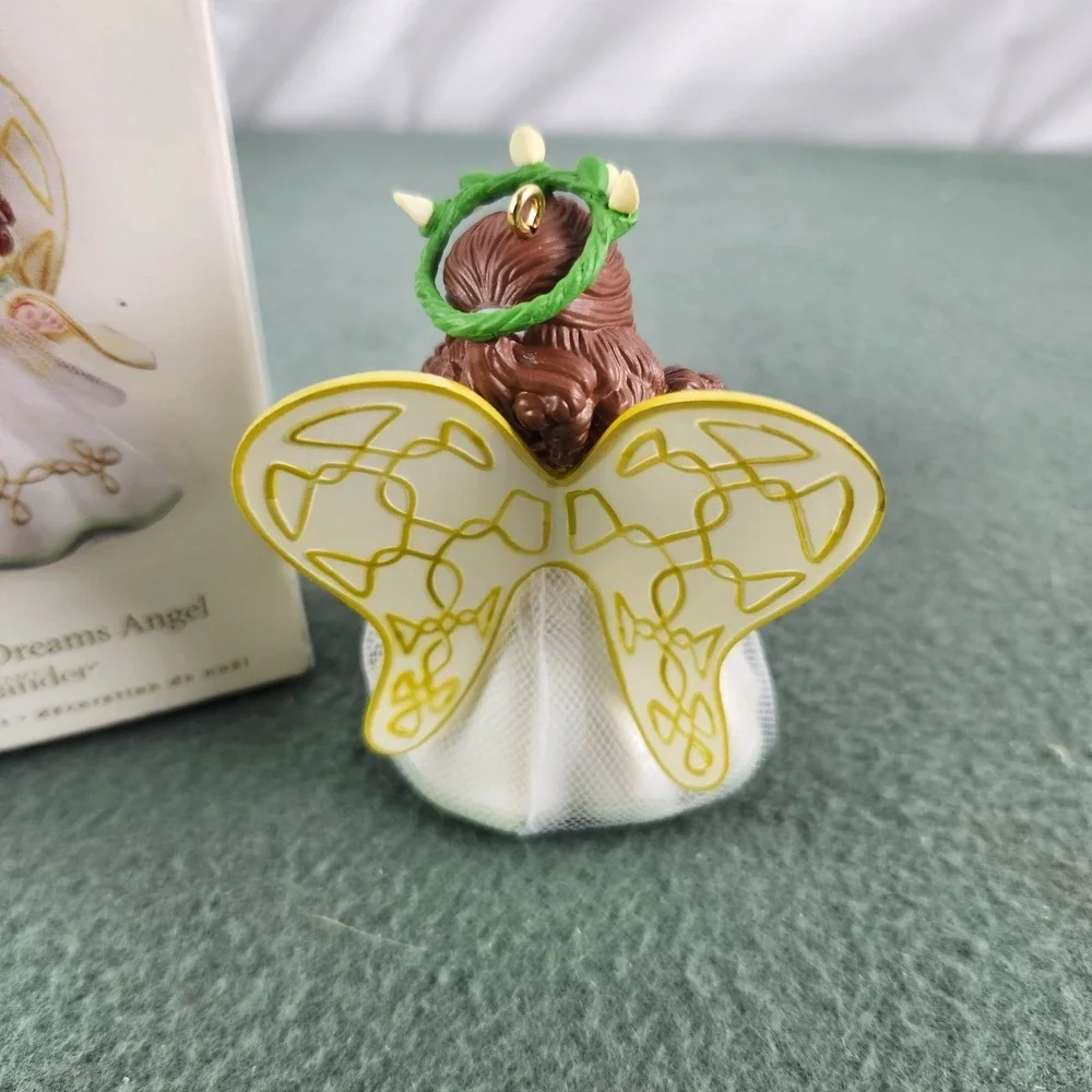2008 Hallmark Keepsake Ornament Follow Your Dreams Angel